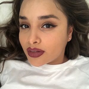 Meet your Posher, Reyna